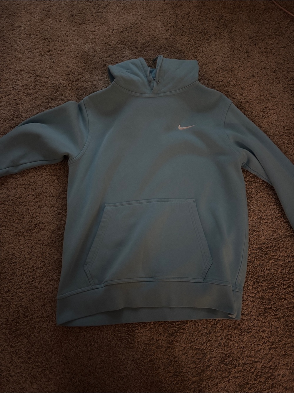 Nike Men’s Powder Blue Crewneck Pullover Sweatshirt size medium - Picture 1 of 2